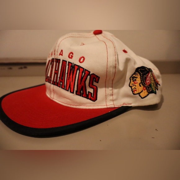 Vintage 90s Chicago Blackhawks Snapback Hat | Starter “The Classic” | NHL - Picture 3 of 5